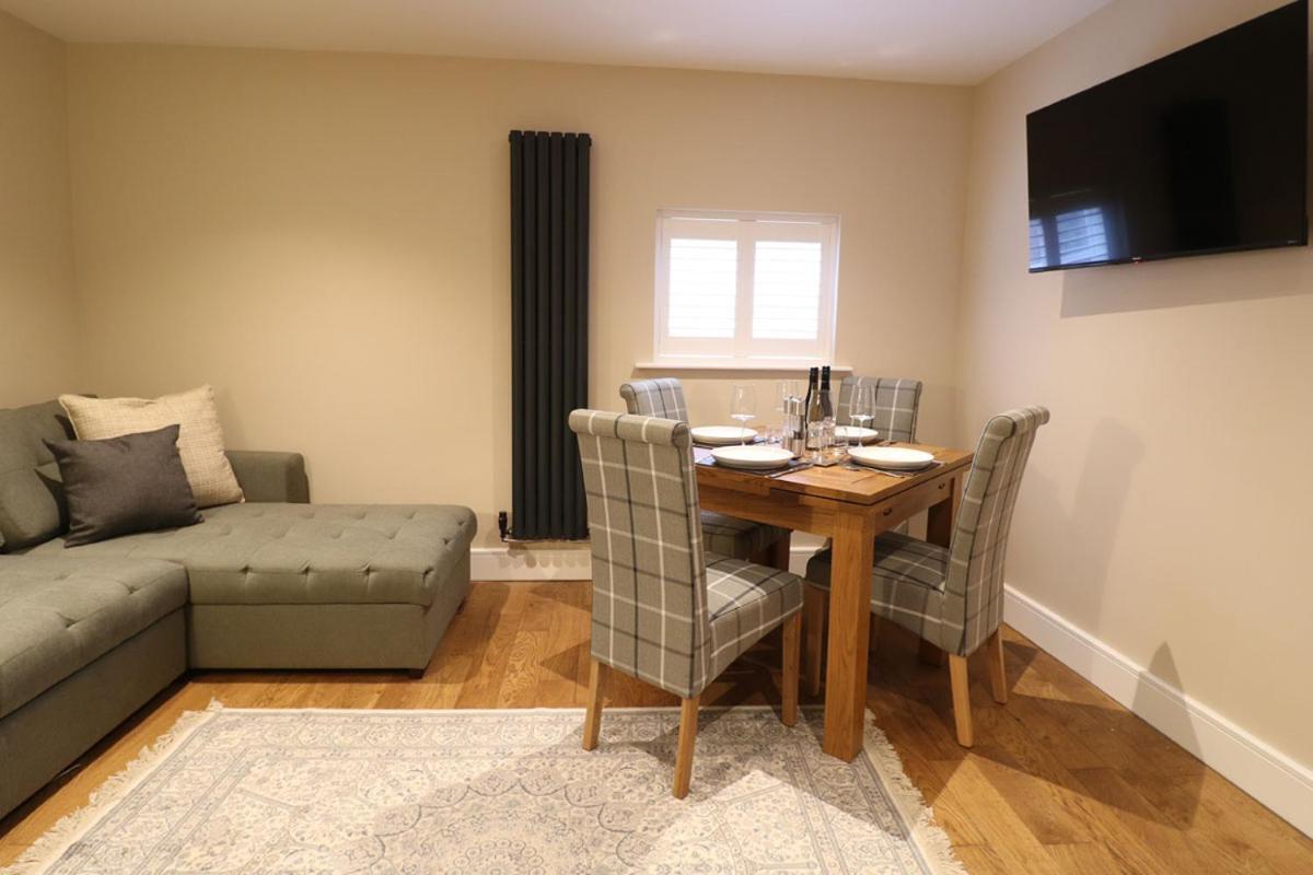 Ashbourne Luxury Suites Екстериор снимка