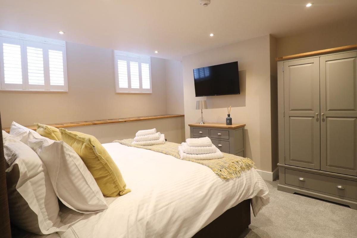 Ashbourne Luxury Suites Екстериор снимка