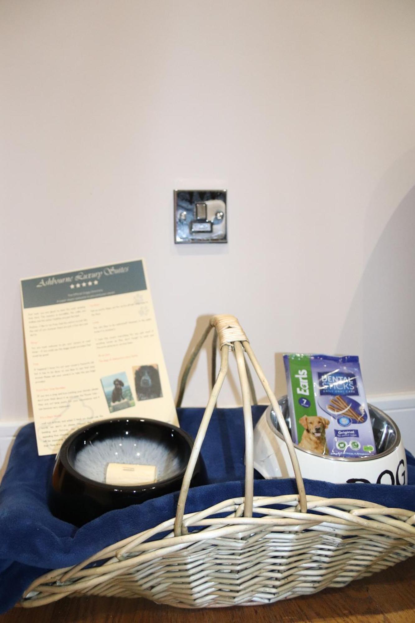 Ashbourne Luxury Suites Екстериор снимка